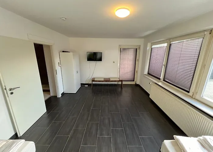 3-sz Monteurswohnung Mit 2 Baedern Mit Guter Anbindung Appartamento